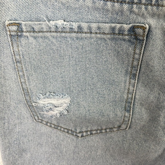 FOREVER 21 Womens SIZE 28 Cut Off Shorts Light Blue Denim Distressed Rips - Picture 11 of 11